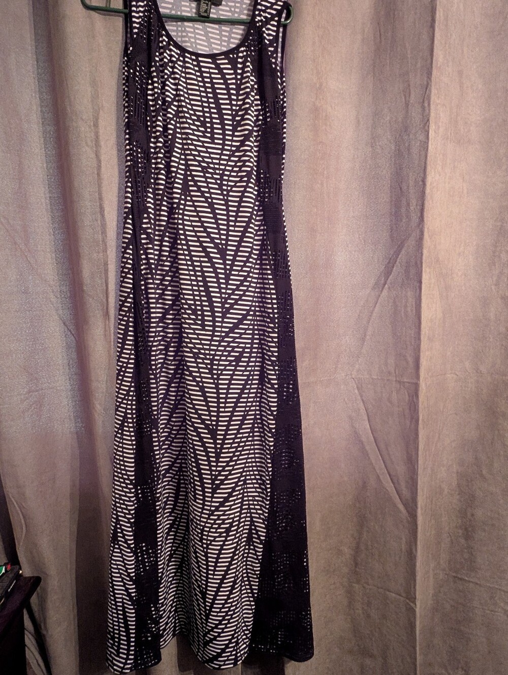 Frank Lyman Black & White Striped Leaf Maxi Dress